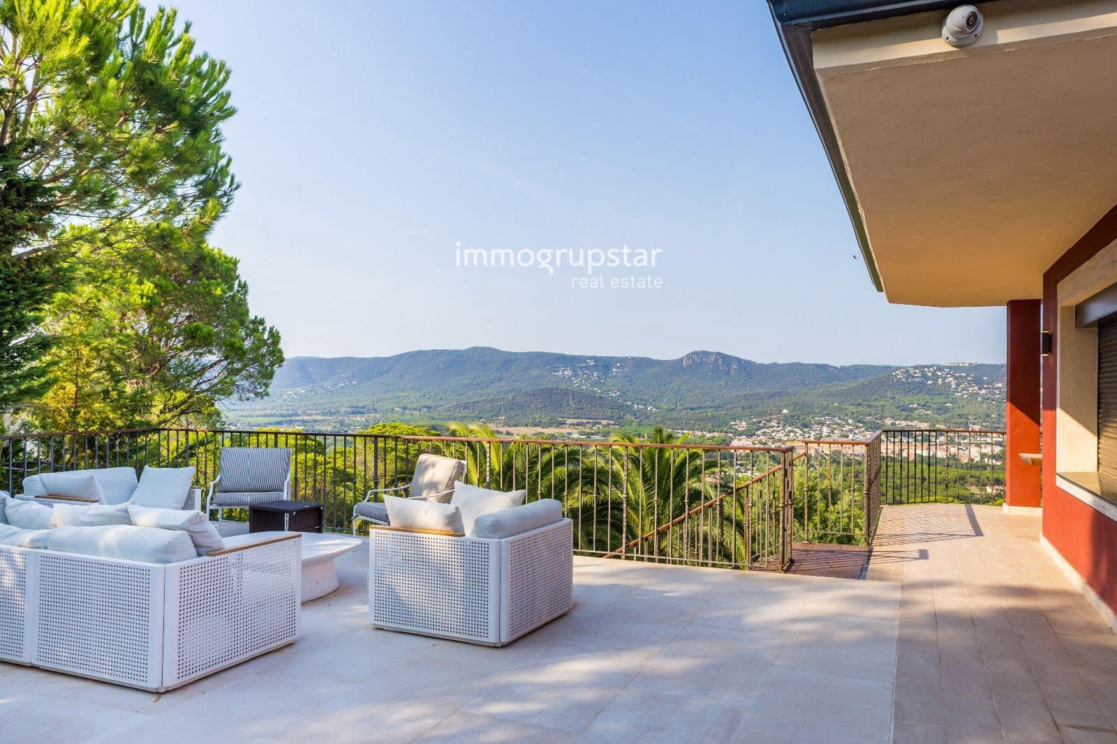 Chalet de 5 habitaciones en Santa Cristina d'Aro en venta con piscina garaje - 2.500.000 € (Ref: 9170817)