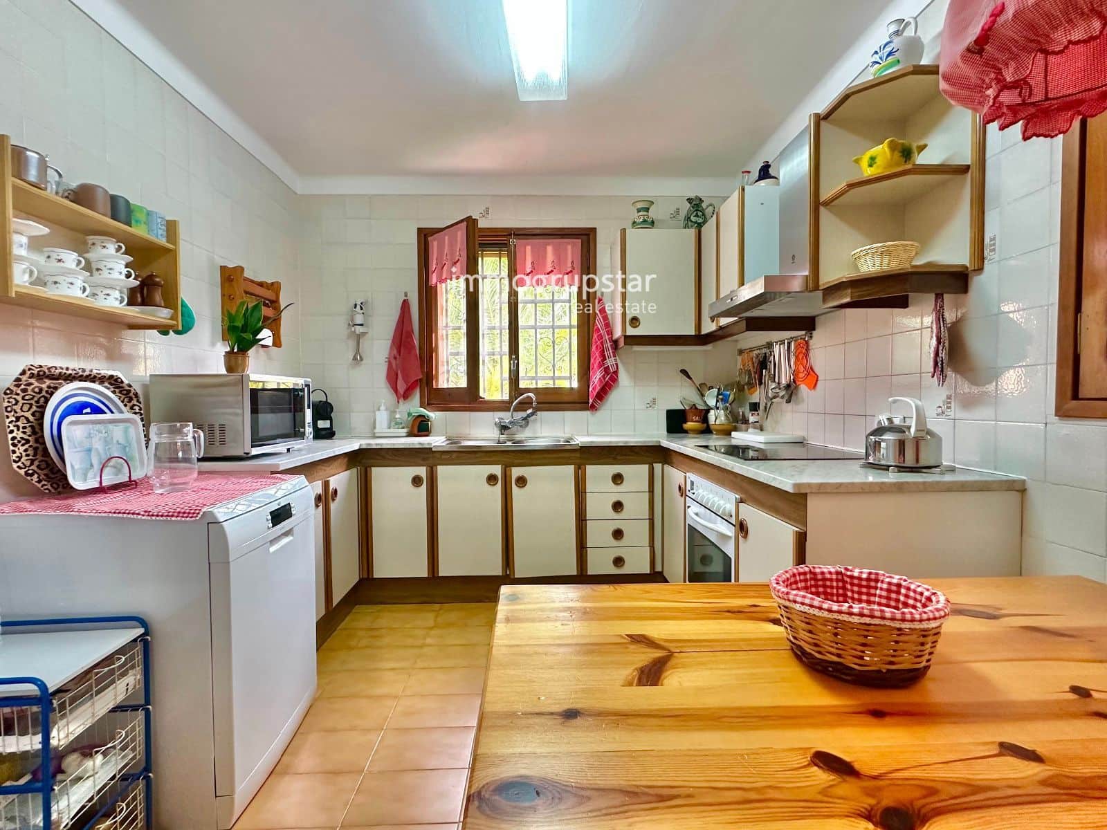 6 soverom Villa til salgs i Calonge i Sant Antoni med svømmebasseng garasje - € 590 000 (Ref: 9180363)