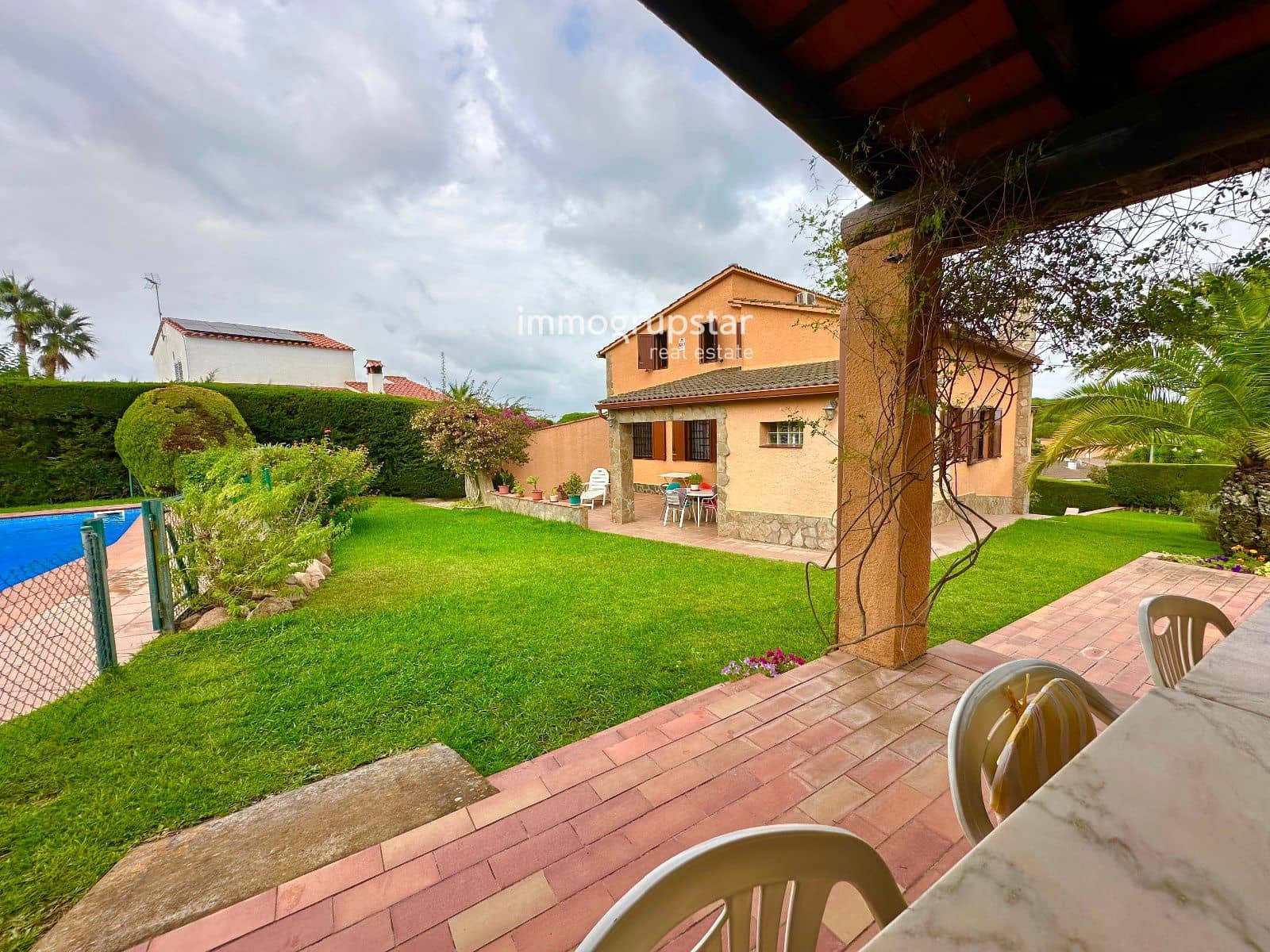 6 soverom Villa til salgs i Calonge i Sant Antoni med svømmebasseng garasje - € 590 000 (Ref: 9180363)