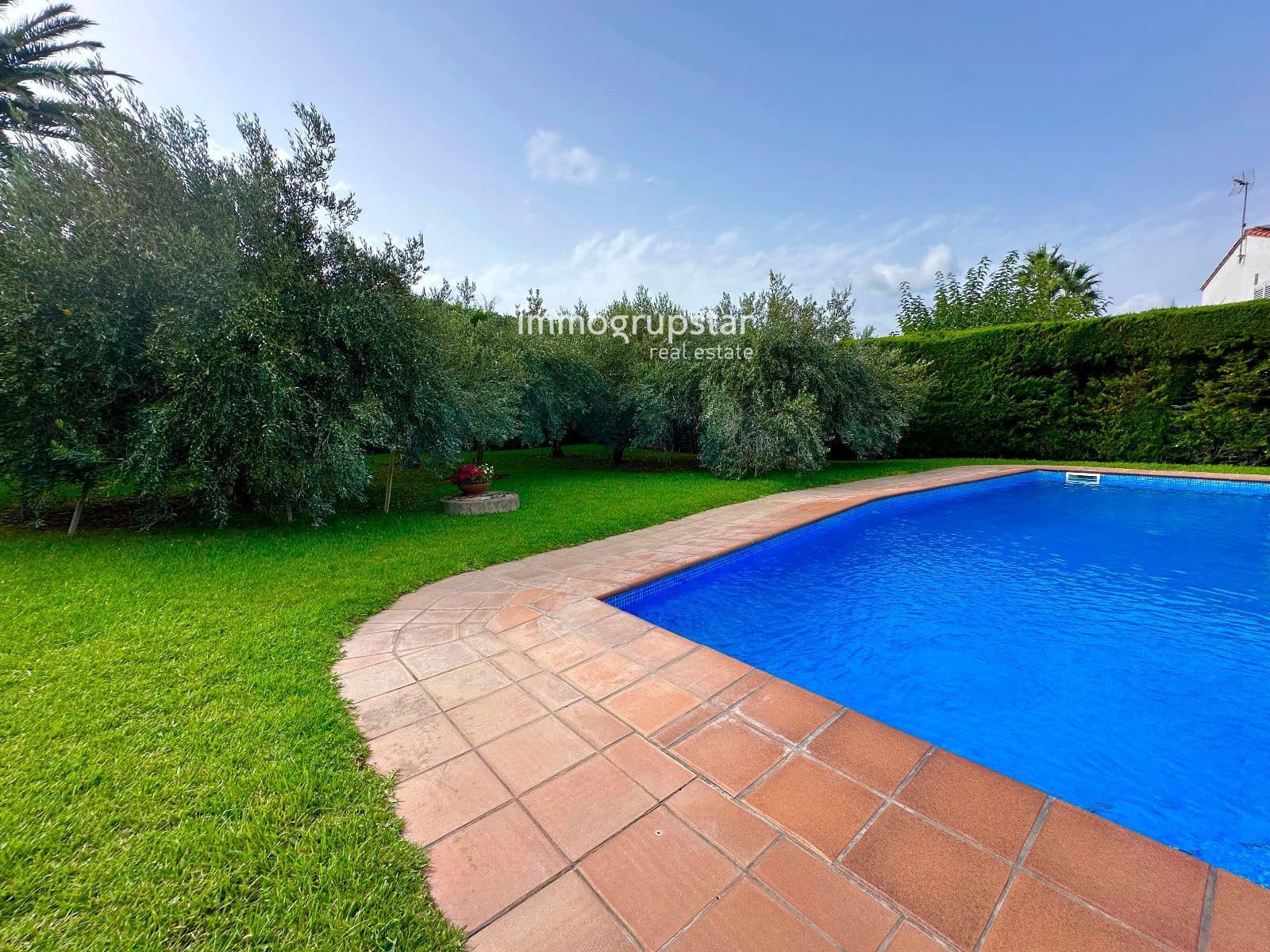 6 soverom Villa til salgs i Calonge i Sant Antoni med svømmebasseng garasje - € 590 000 (Ref: 9180363)