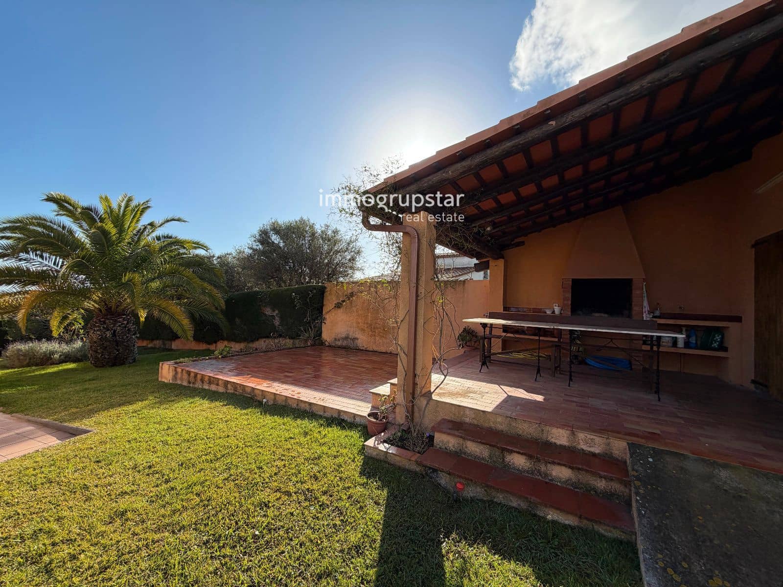 6 bedroom Villa for sale in Calonge i Sant Antoni with pool garage - € 590,000 (Ref: 9180363)