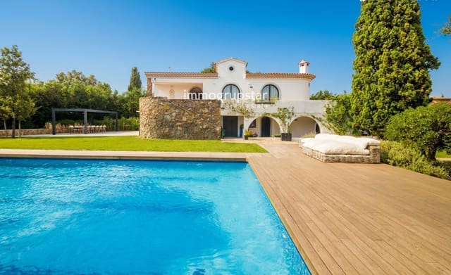 4 bedroom Villa for sale in Sant Antoni de Calonge, Calonge i Sant Antoni with pool garage - € 1,590,000 (Ref: 9188830)