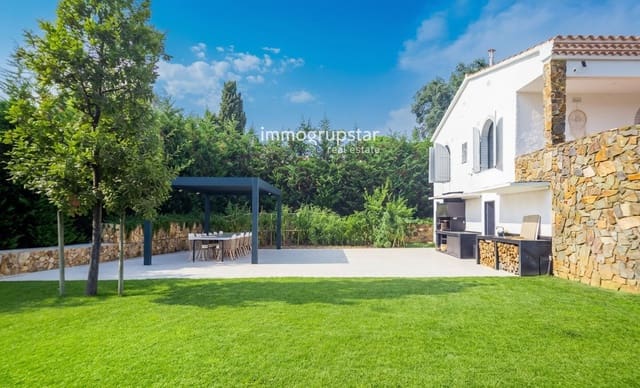 4 bedroom Villa for sale in Sant Antoni de Calonge, Calonge i Sant Antoni with pool garage - € 1,590,000 (Ref: 9188830)