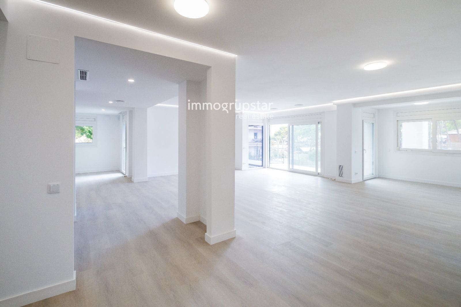 5 soverom Villa til salgs i Palamos med svømmebasseng garasje - € 1 850 000 (Ref: 9201608)