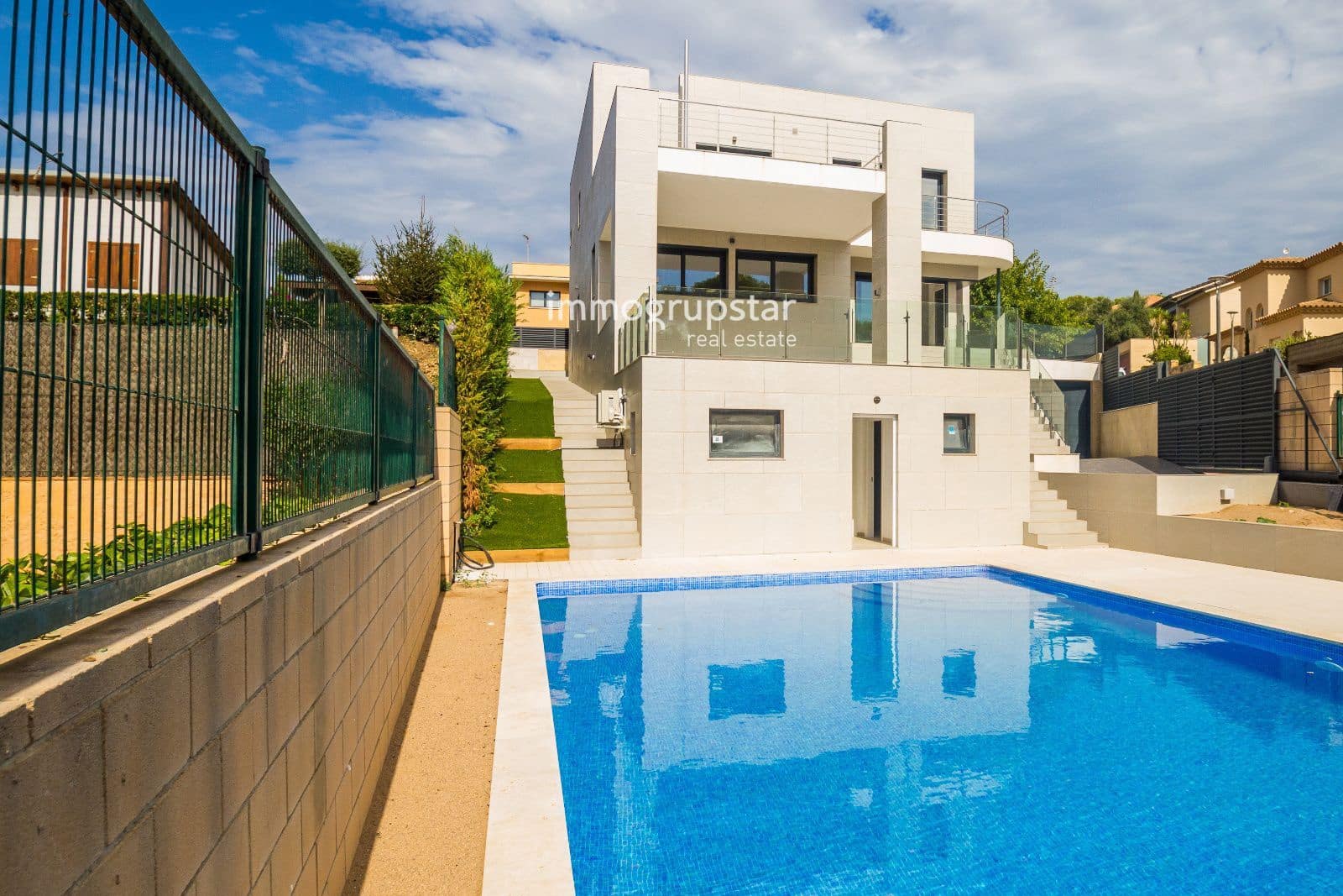 5 soverom Villa til salgs i Palamos med svømmebasseng garasje - € 1 850 000 (Ref: 9201608)