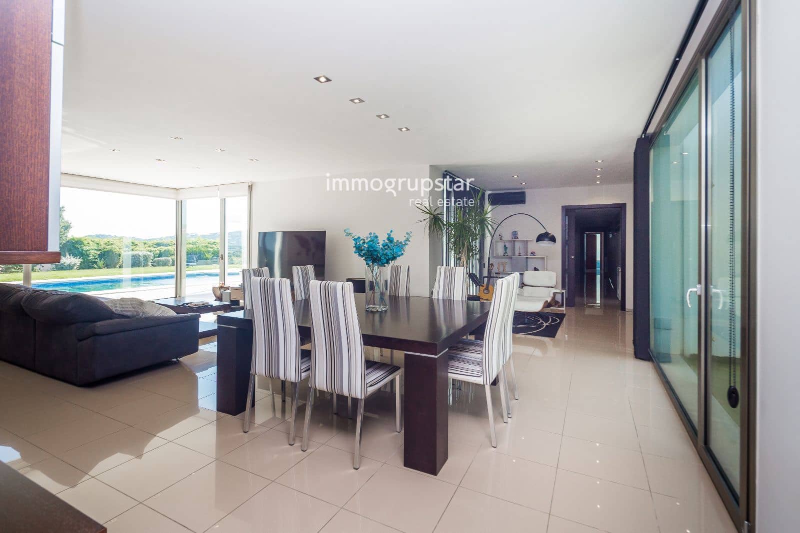 4 chambre Villa/Maison à vendre à Sant Antoni de Calonge avec piscine garage - 995 000 € (Ref: 9208902)