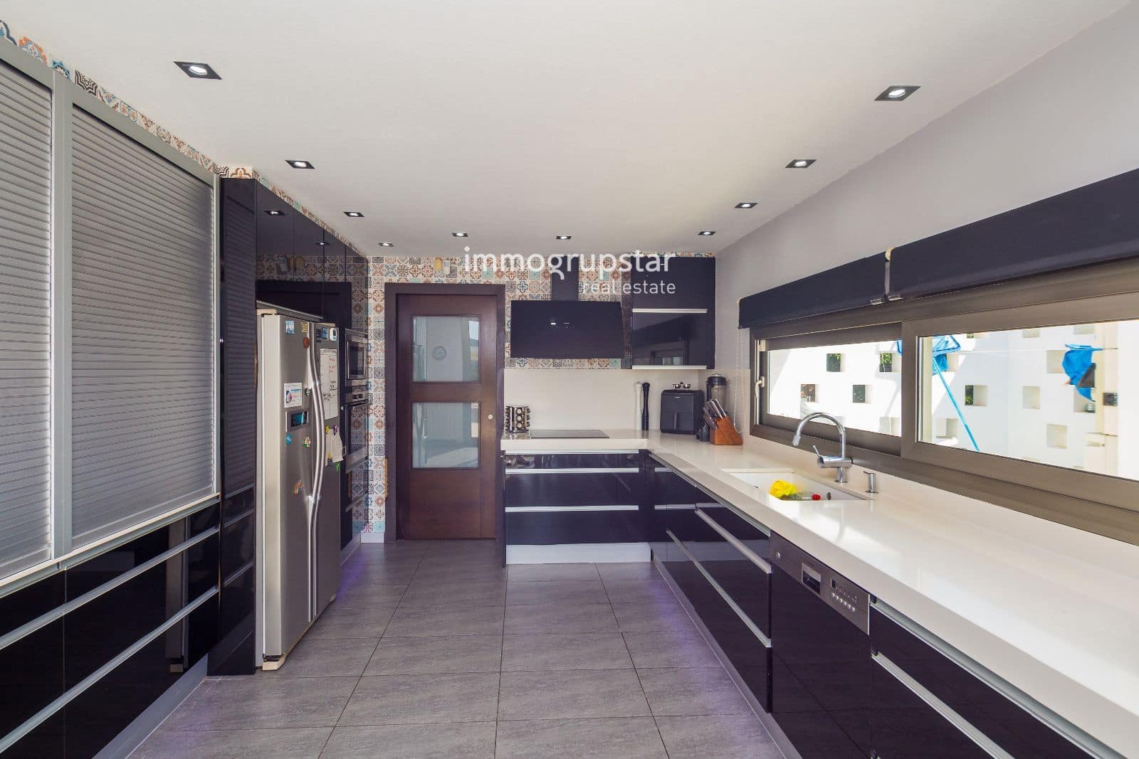 4 chambre Villa/Maison à vendre à Sant Antoni de Calonge avec piscine garage - 995 000 € (Ref: 9208902)