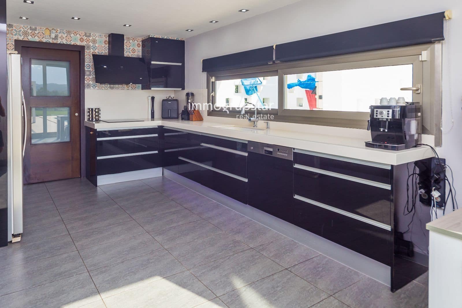 4 chambre Villa/Maison à vendre à Sant Antoni de Calonge avec piscine garage - 995 000 € (Ref: 9208902)