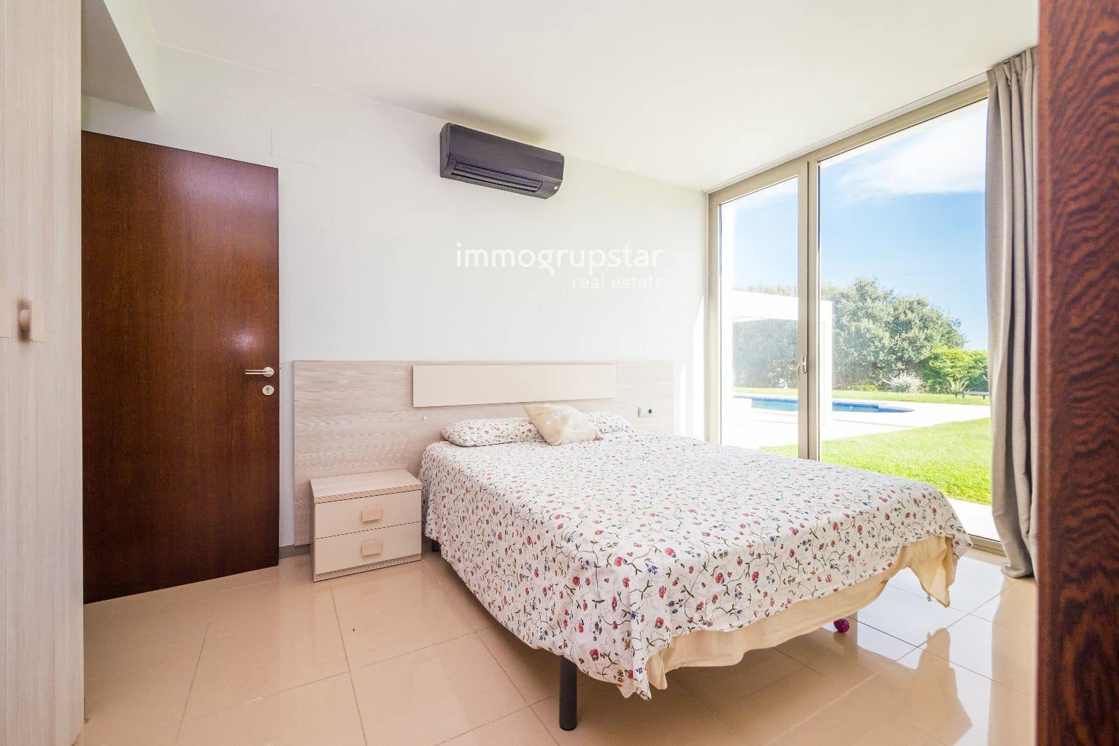 4 chambre Villa/Maison à vendre à Sant Antoni de Calonge avec piscine garage - 995 000 € (Ref: 9208902)