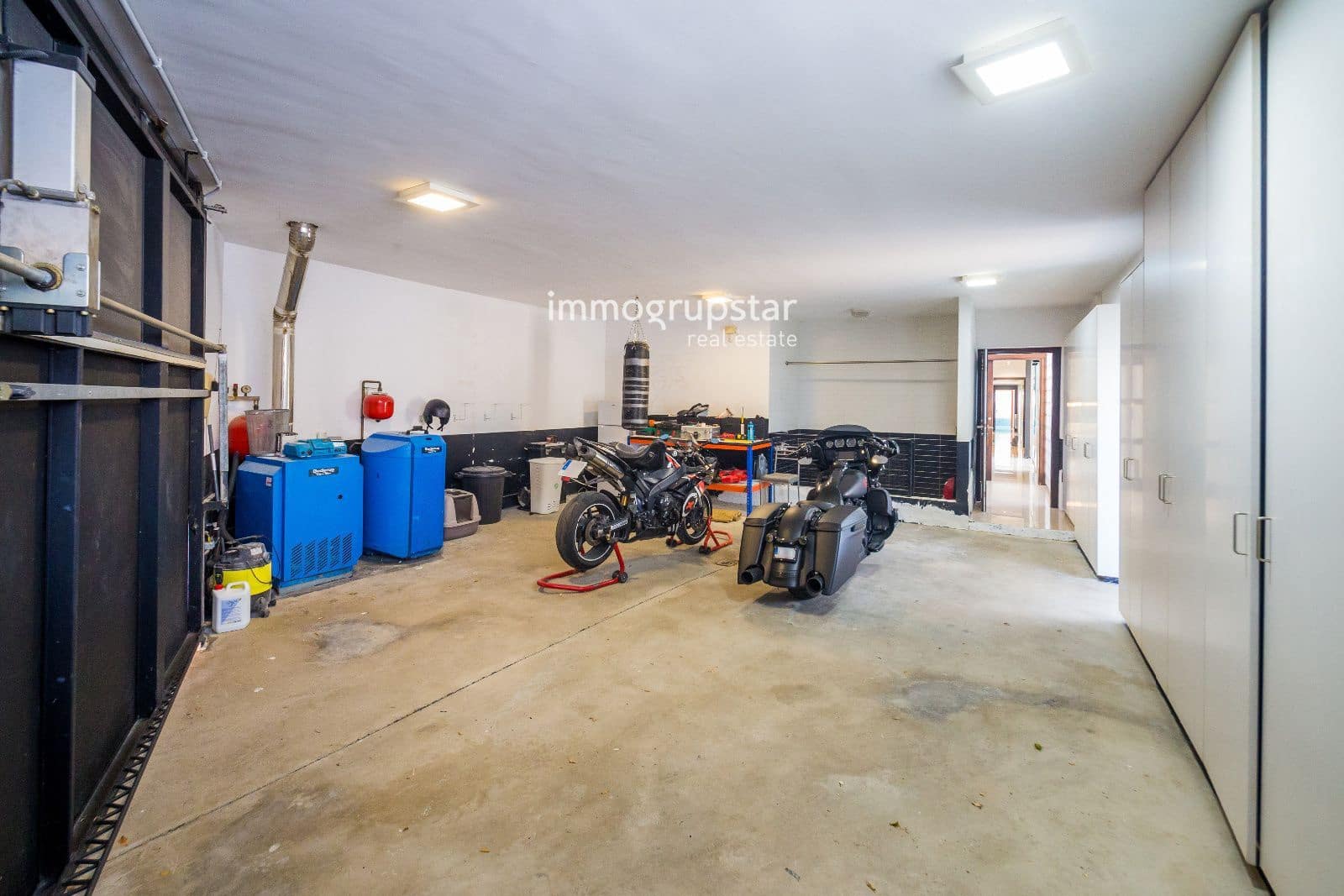 4 chambre Villa/Maison à vendre à Sant Antoni de Calonge avec piscine garage - 995 000 € (Ref: 9208902)