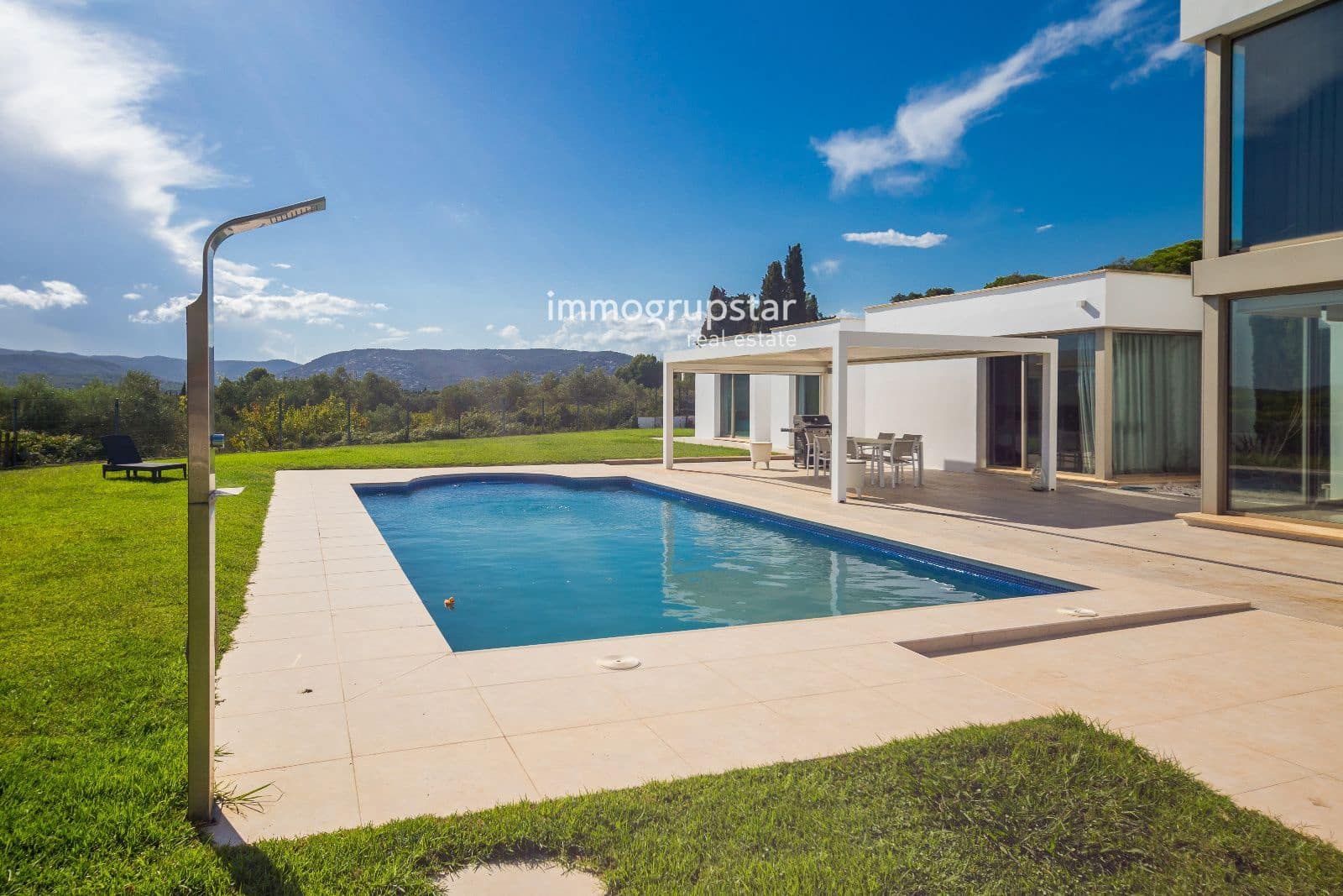 4 chambre Villa/Maison à vendre à Sant Antoni de Calonge avec piscine garage - 995 000 € (Ref: 9208902)