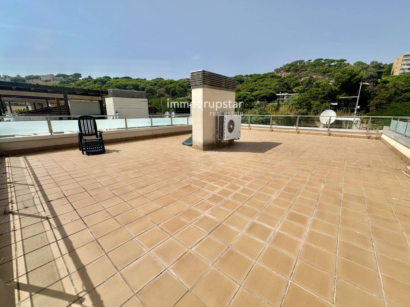 3 soveværelse Penthouse til salg i Sant Feliu de Guixols med swimmingpool garage - € 585.000 (Ref: 9216793)