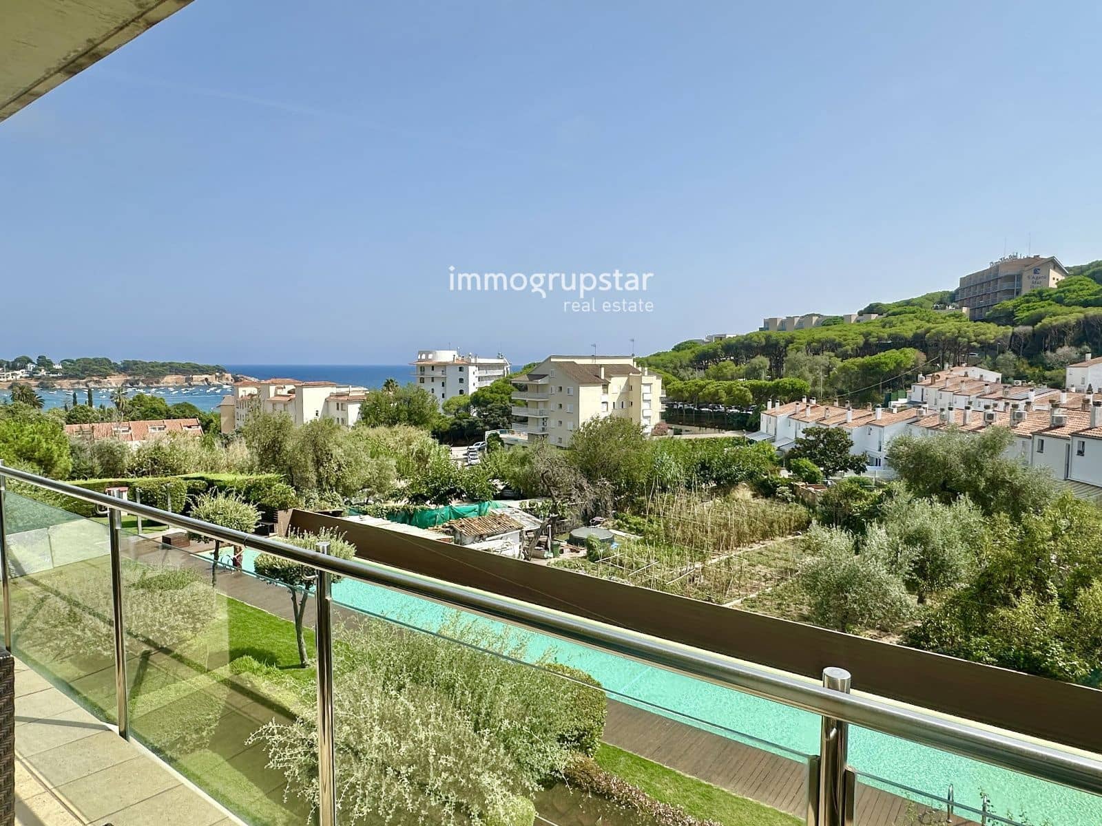 3 soveværelse Penthouse til salg i Sant Feliu de Guixols med swimmingpool garage - € 585.000 (Ref: 9216793)