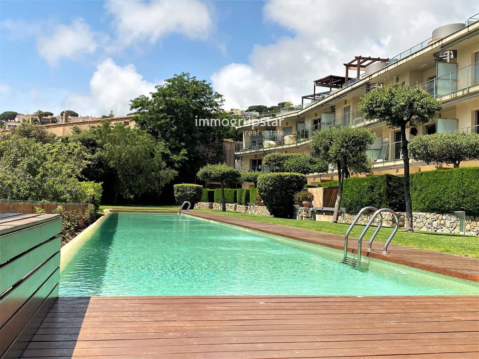 3 soveværelse Penthouse til salg i Sant Feliu de Guixols med swimmingpool garage - € 585.000 (Ref: 9216793)