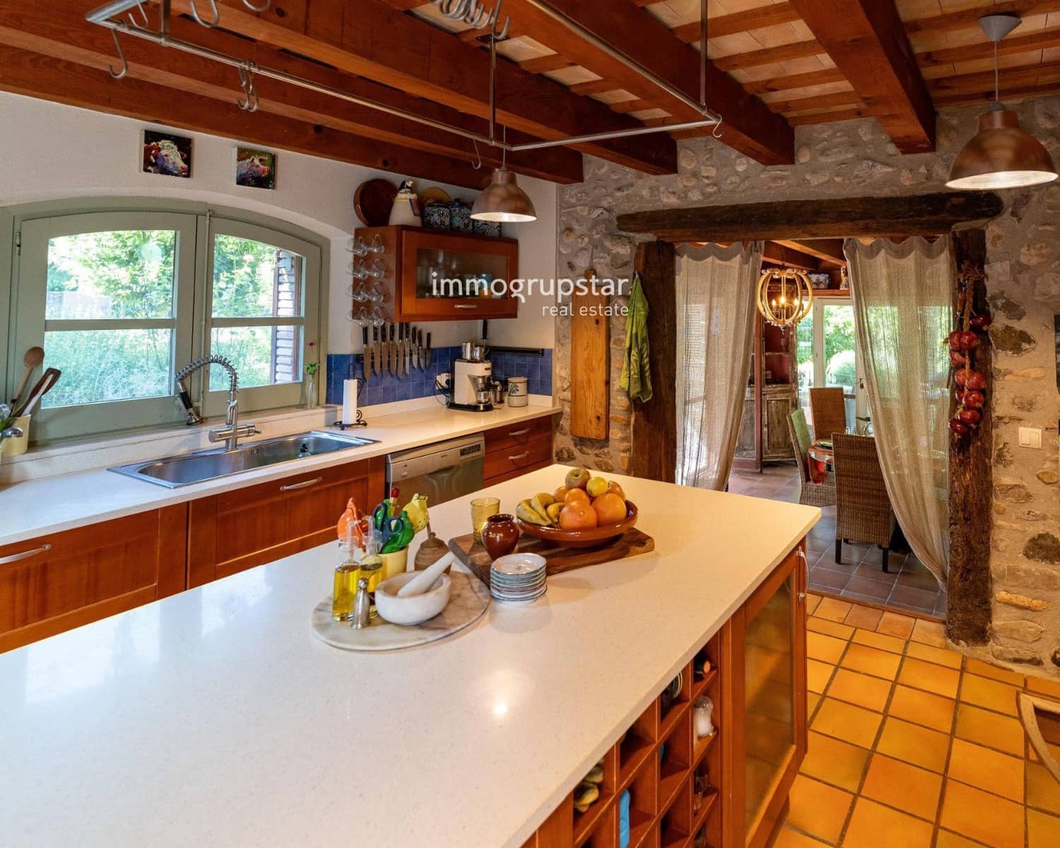 5 soveværelse Villa til salg i Esponella med swimmingpool garage - € 1.300.000 (Ref: 9254044)