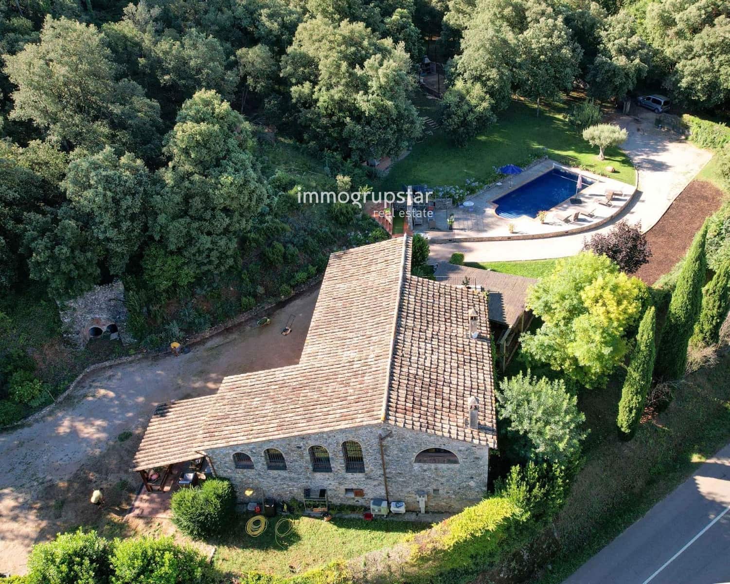 5 soveværelse Villa til salg i Esponella med swimmingpool garage - € 1.300.000 (Ref: 9254044)