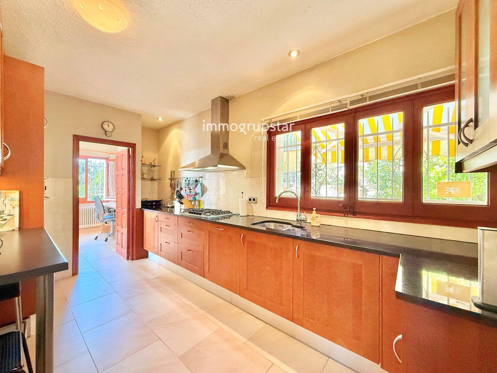 4 sypialnia Willa na sprzedaż w Calonge i Sant Antoni z basenem garażem - 480 000 € (Ref: 9278293)