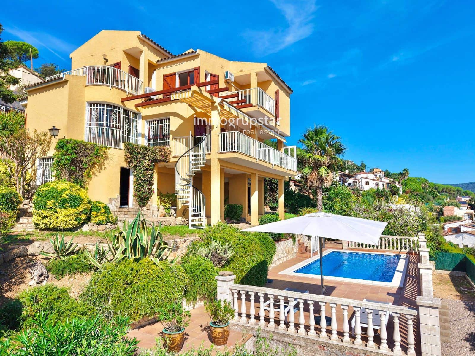 4 sypialnia Willa na sprzedaż w Calonge i Sant Antoni z basenem garażem - 480 000 € (Ref: 9278293)