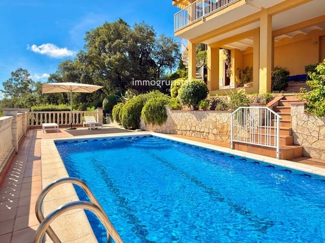 4 soveværelse Villa til salg i Calonge i Sant Antoni med swimmingpool garage - € 480.000 (Ref: 9278293)