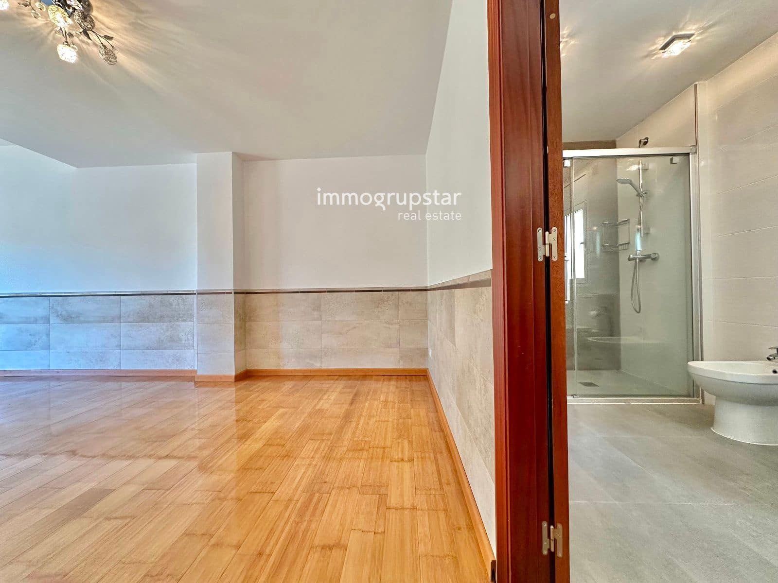 5 bedroom Villa for sale in Lloret de Mar with pool garage - € 795,000 (Ref: 9307272)