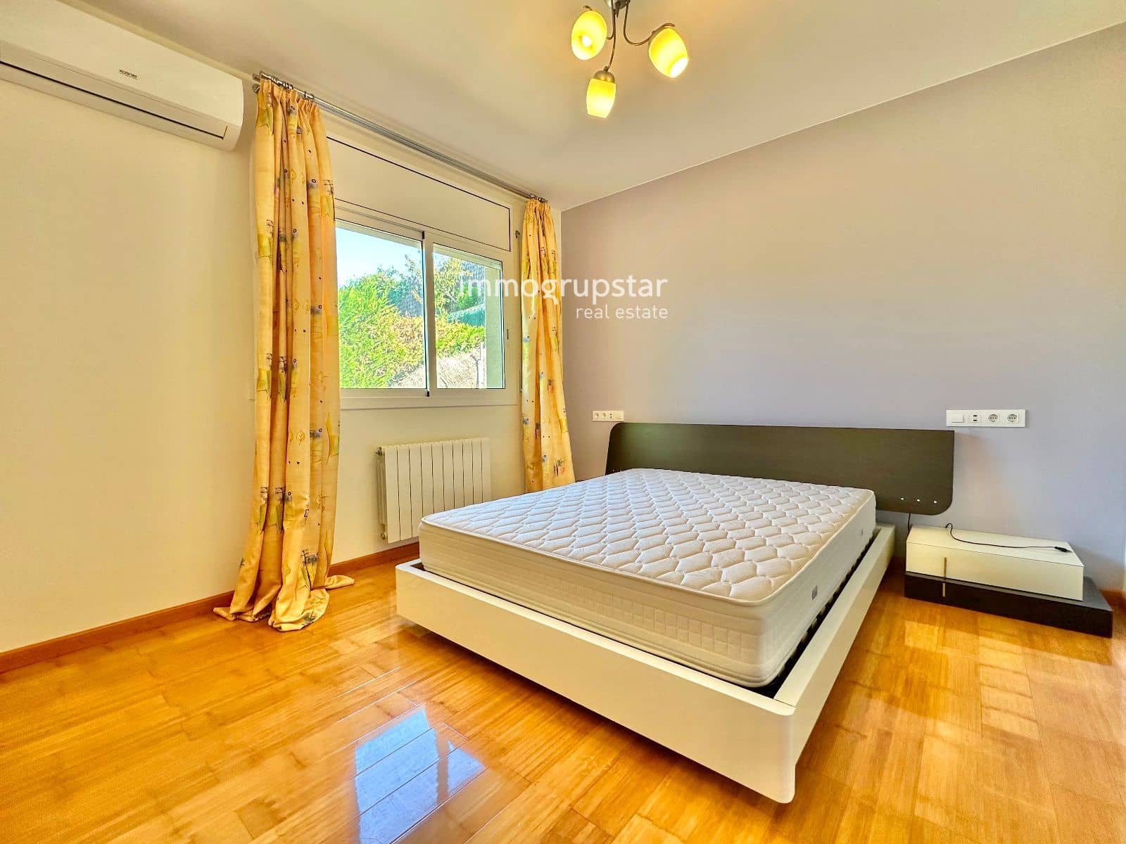 5 bedroom Villa for sale in Lloret de Mar with pool garage - € 795,000 (Ref: 9307272)