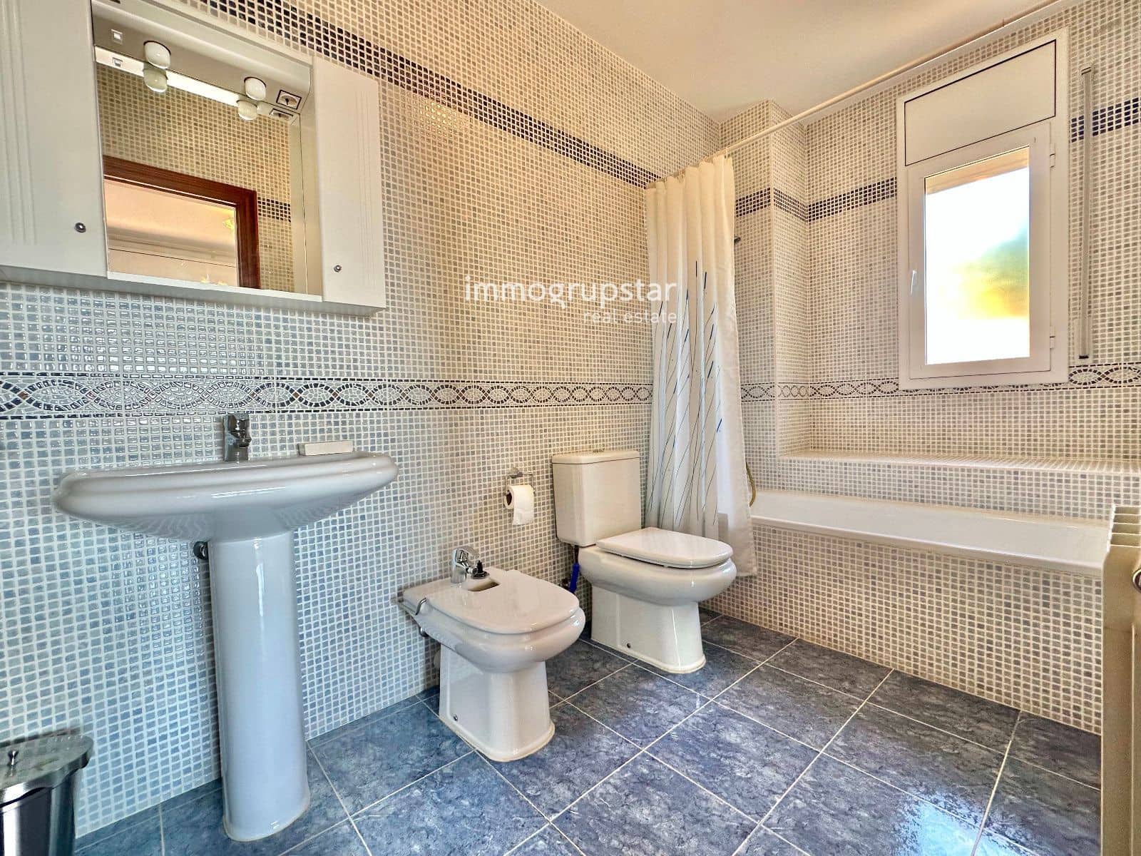 5 bedroom Villa for sale in Lloret de Mar with pool garage - € 795,000 (Ref: 9307272)