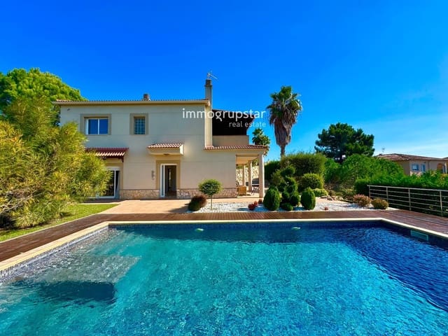 5 chambre Villa/Maison à vendre à Urbanitzacions del Nord, Lloret de Mar avec piscine garage - 795 000 € (Ref: 9307272)