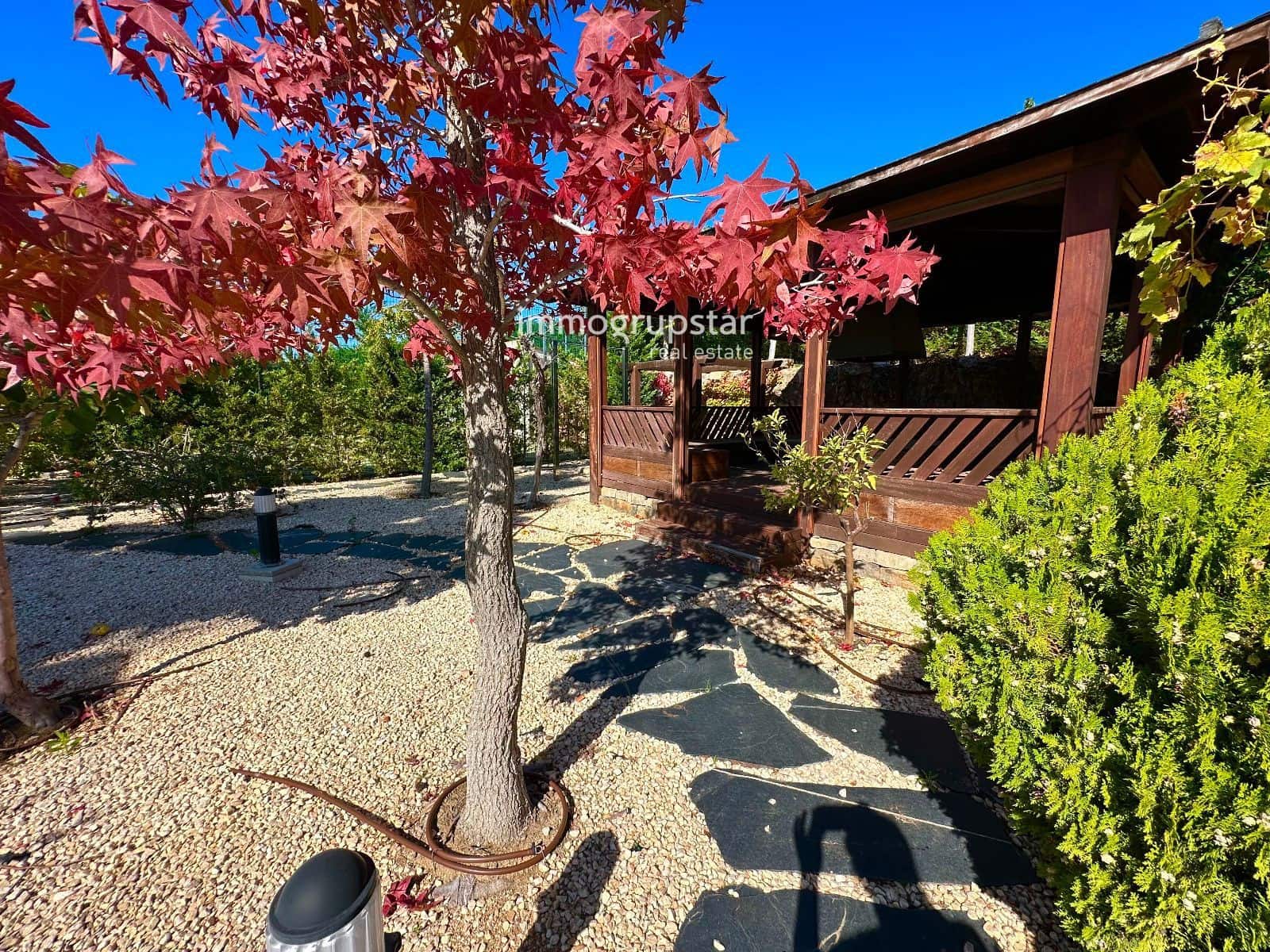 5 bedroom Villa for sale in Lloret de Mar with pool garage - € 795,000 (Ref: 9307272)