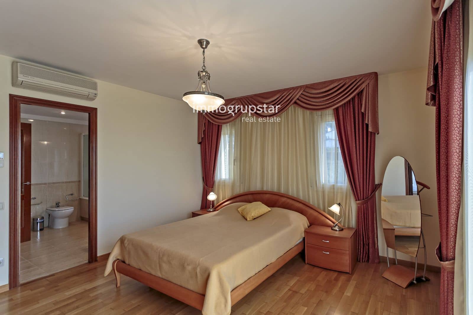 4 chambre Villa/Maison à vendre à Platja d'Aro avec piscine garage - 1 400 000 € (Ref: 9307273)