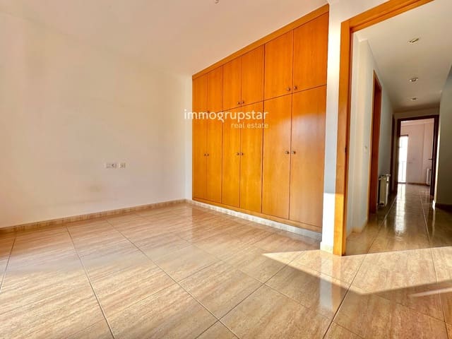 4 slaapkamer Flat te koop in Palamós - € 350.000 (Ref: 9322272)