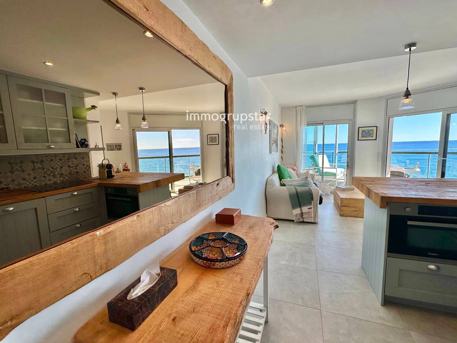 Piso de 3 habitaciones en Platja d'Aro en venta con garaje - 590.000 € (Ref: 9331809)