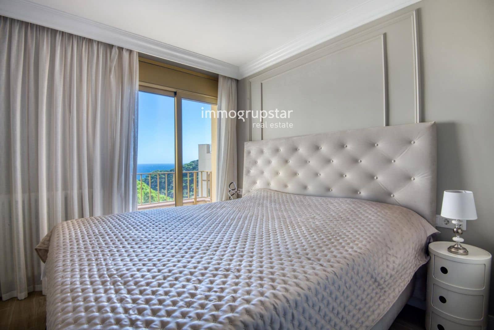 2 slaapkamer Flat te koop in Sant Feliu de Guixols met zwembad garage - € 650.000 (Ref: 9340369)