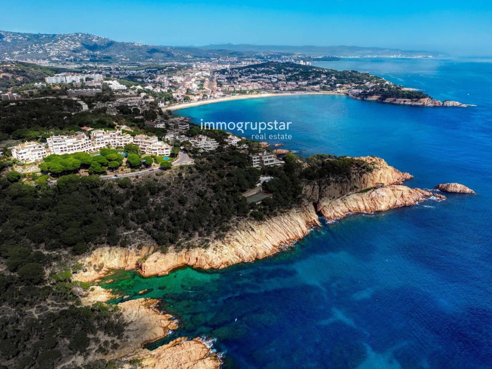 2 slaapkamer Flat te koop in Sant Feliu de Guixols met zwembad garage - € 650.000 (Ref: 9340369)