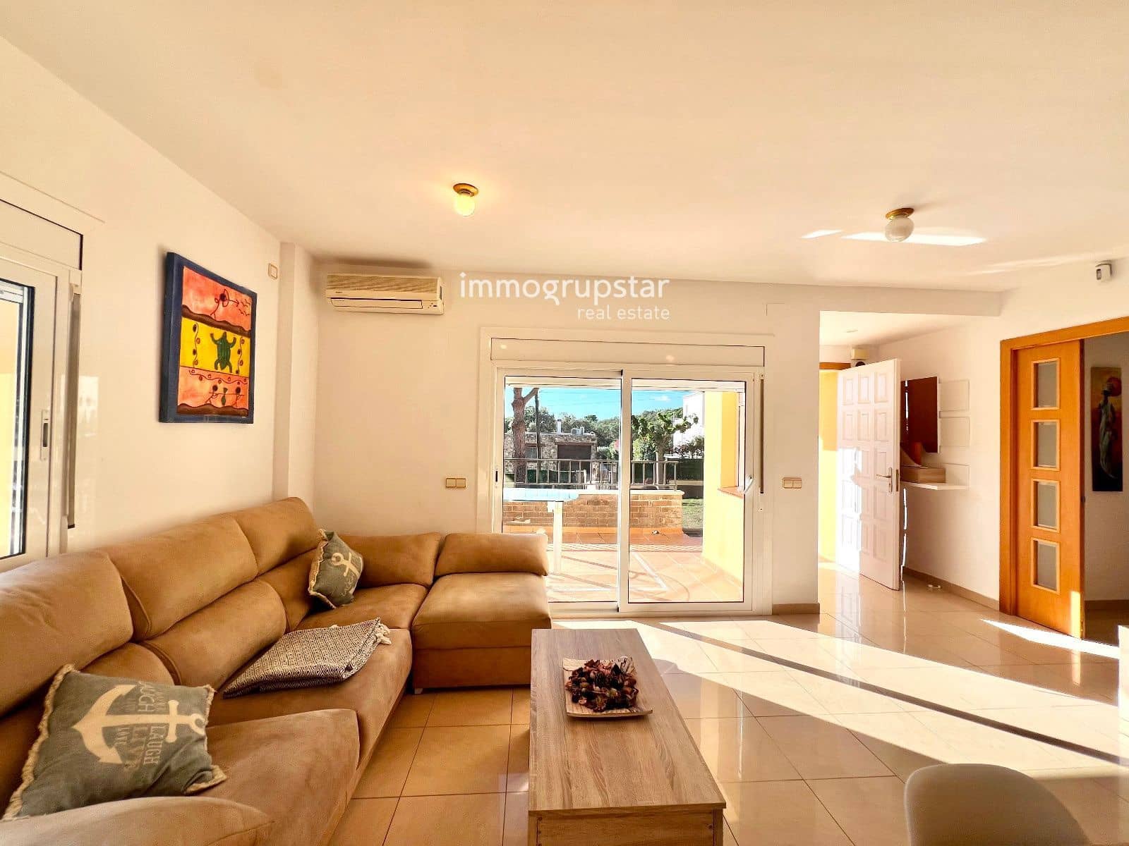 3 soveværelse Villa til salg i Santa Cristina d'Aro med swimmingpool garage - € 377.500 (Ref: 9345604)