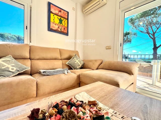 3 soveværelse Villa til salg i Santa Cristina d'Aro med swimmingpool garage - € 377.500 (Ref: 9345604)