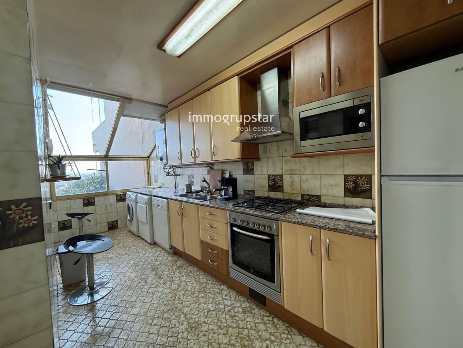 2 slaapkamer Flat te koop in Sant Feliu de Guixols met zwembad - € 290.000 (Ref: 9352865)