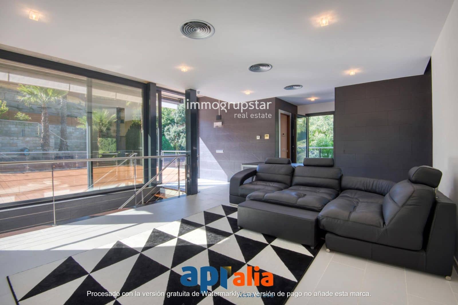 3 soverom Villa til salgs i Blanes med svømmebasseng garasje - € 1 500 000 (Ref: 9354045)