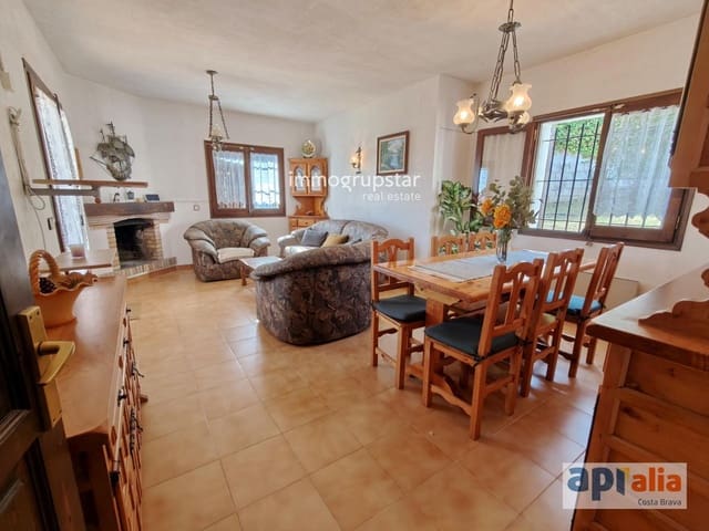 3 chambre Villa/Maison à vendre à Sant Antoni de Calonge, Calonge i Sant Antoni - 500 000 € (Ref: 9357442)