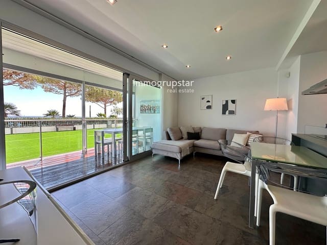 2 makuuhuone Asunto myytävänä paikassa Platja d'Aro, Castell-Platja d'Aro mukana uima-altaan 
autotalli - 690 000 € (Ref: 9360569)