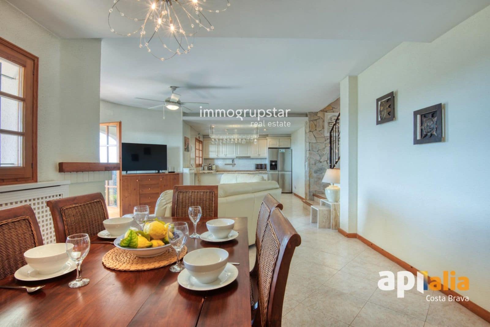 4 makuuhuone Huvila myytävänä paikassa Calonge i Sant Antoni mukana uima-altaan 
autotalli - 675 000 € (Ref: 9363106)