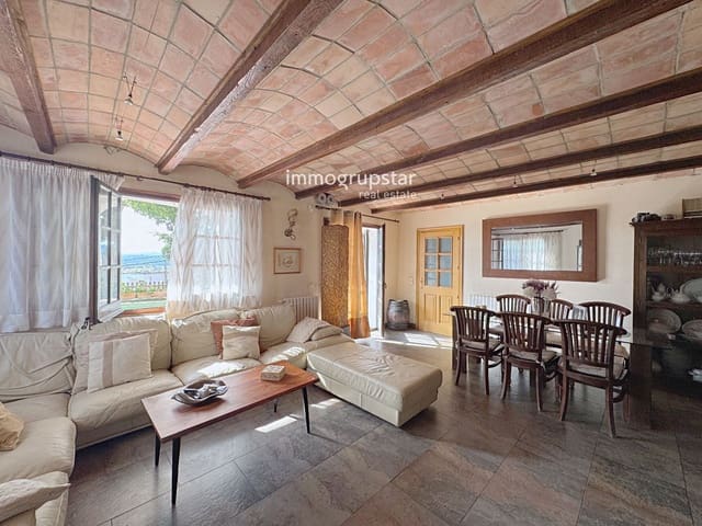 6 chambre Villa/Maison à vendre à Platja d'Aro, Castell-Platja d'Aro avec piscine garage - 875 000 € (Ref: 9372825)