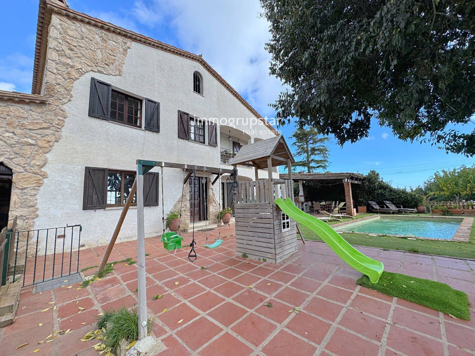6 chambre Villa/Maison à vendre à Platja d'Aro avec piscine garage - 875 000 € (Ref: 9372825)