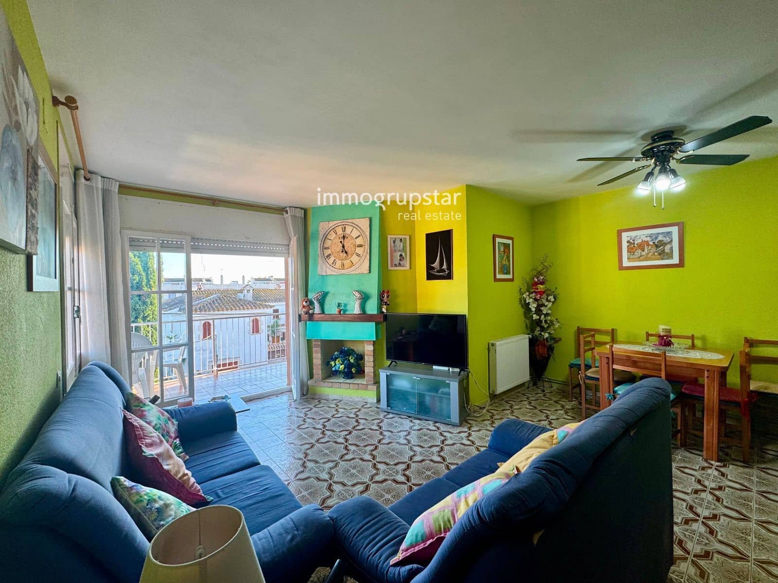 3 makuuhuone Kattohuoneisto myytävänä paikassa Castell-Platja d'Aro mukana uima-altaan 
autotalli - 320 000 € (Ref: 9394078)