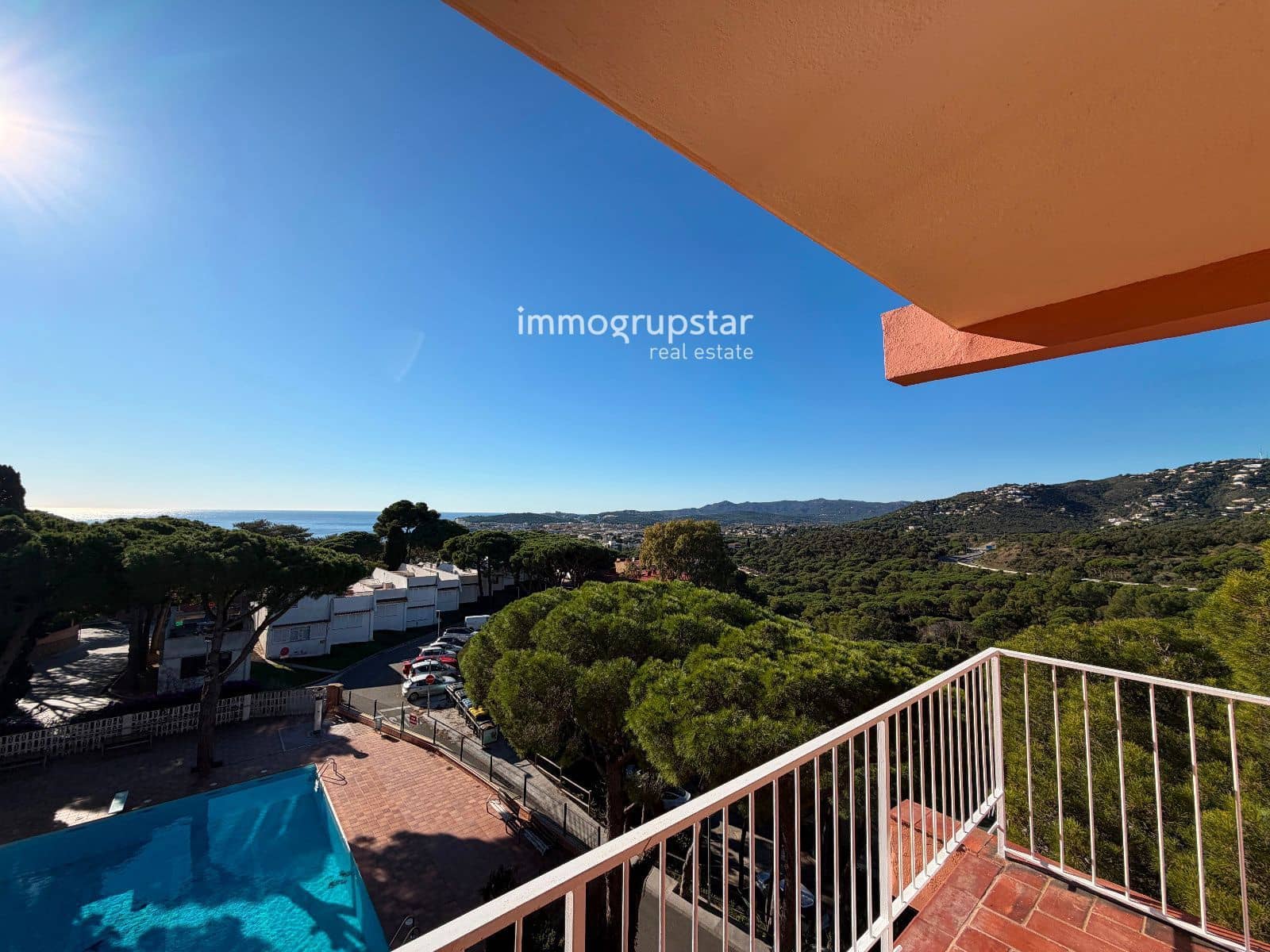 2 bedroom Flat for sale in Platja d'Aro with pool - € 270,000 (Ref: 9415314)