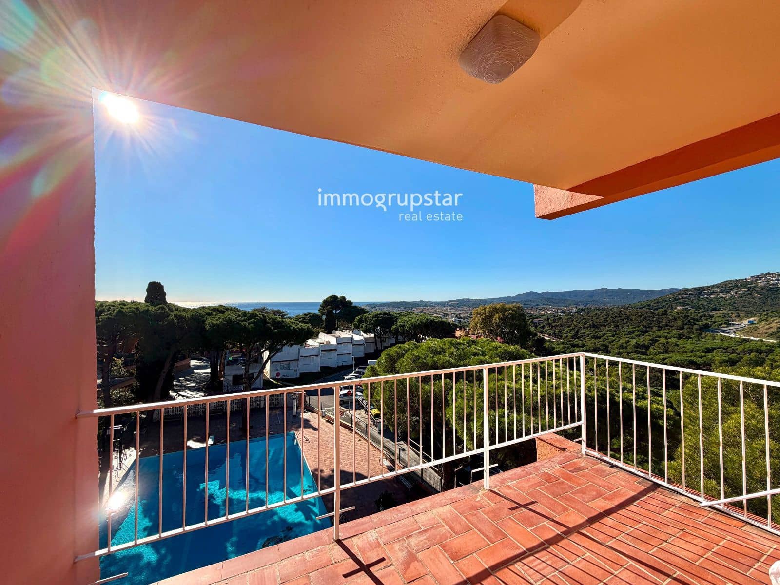 2 bedroom Flat for sale in Platja d'Aro with pool - € 270,000 (Ref: 9415314)