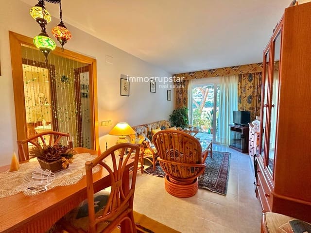 2 bedroom Flat for sale in S'Agaro, Castell-Platja d'Aro with garage - € 225,000 (Ref: 9417979)