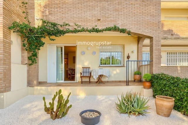 2 bedroom Flat for sale in S'Agaro, Castell-Platja d'Aro with garage - € 225,000 (Ref: 9417979)