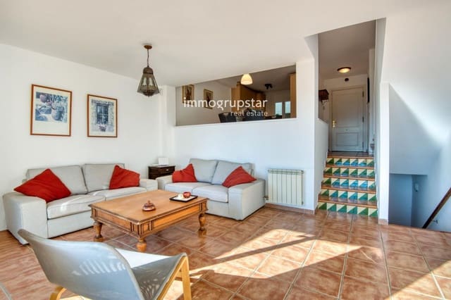 3 chambre Maison de Ville à vendre à Sant Feliu de Guíxols avec piscine garage - 530 000 € (Ref: 9442033)