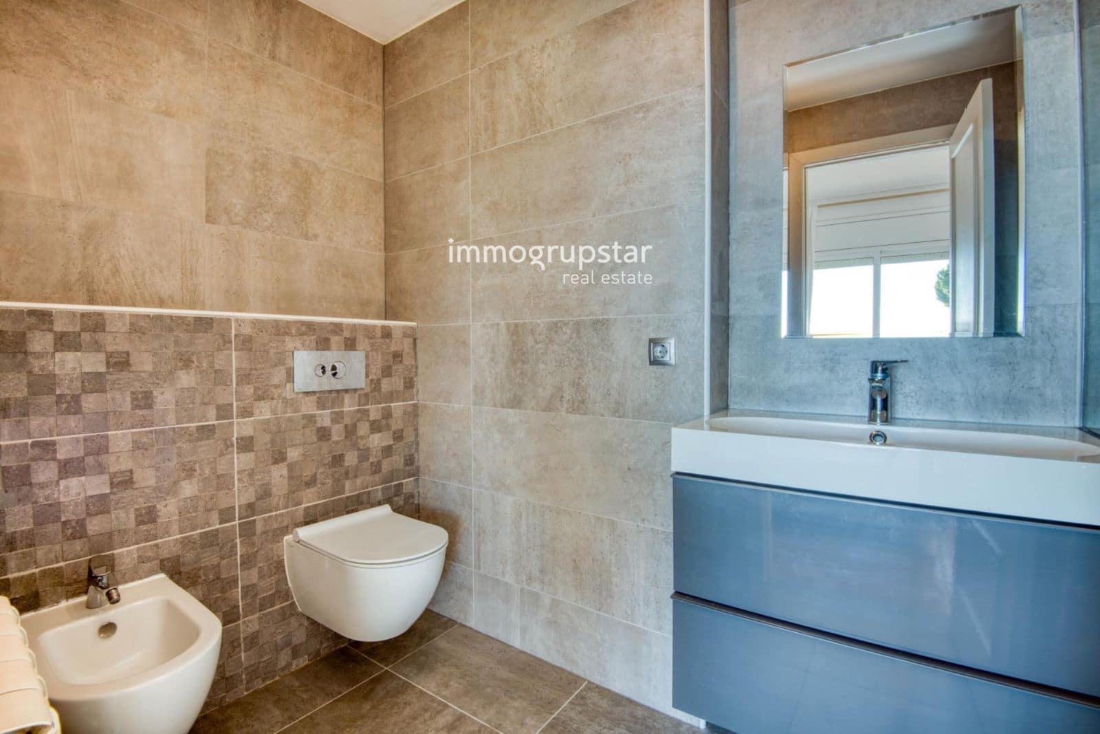 3 chambre Maison de Ville à vendre à Sant Feliu de Guixols avec piscine garage - 530 000 € (Ref: 9442033)