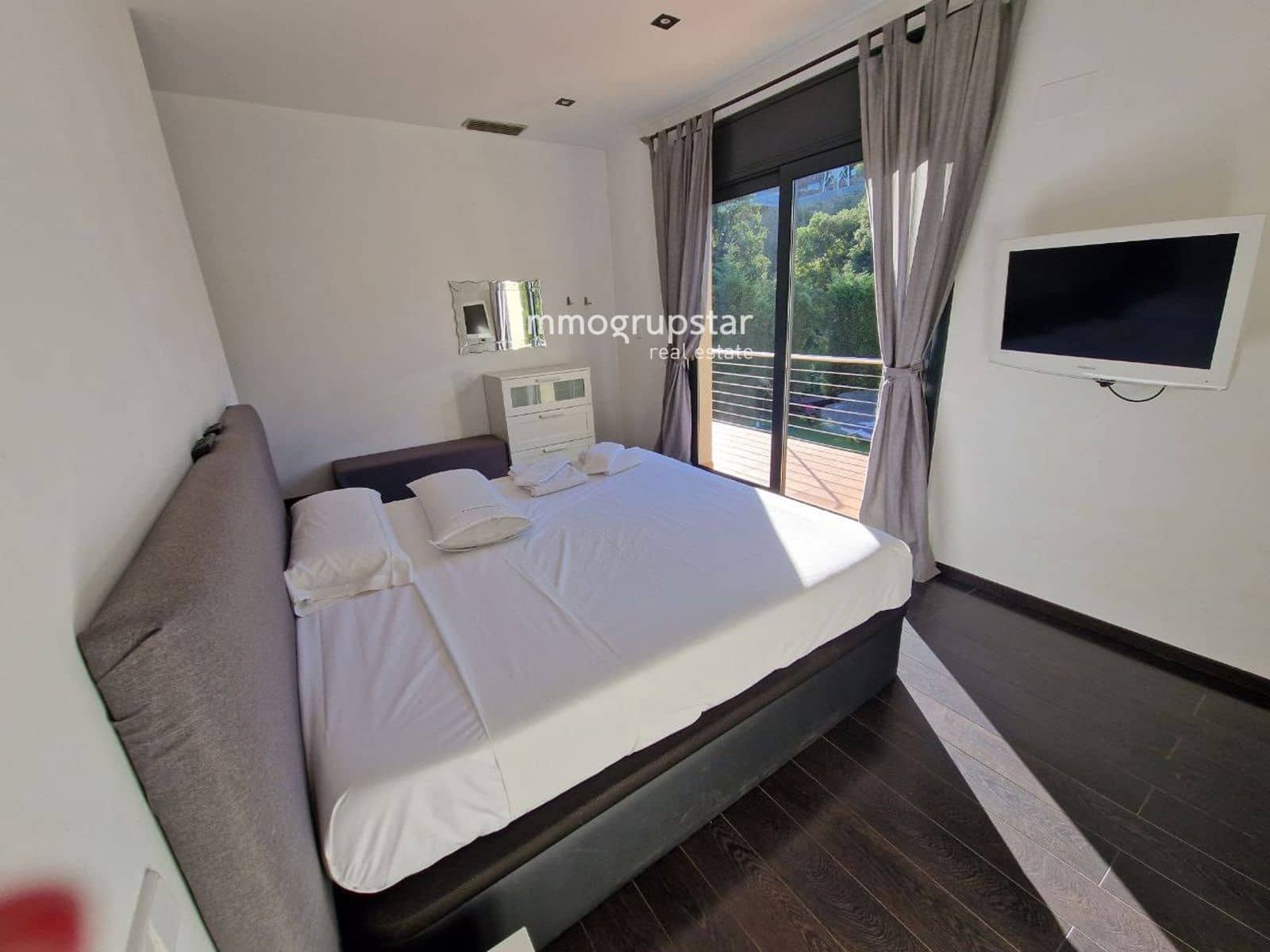 4 soveværelse Villa til salg i Platja d'Aro med swimmingpool garage - € 749.000 (Ref: 9442035)